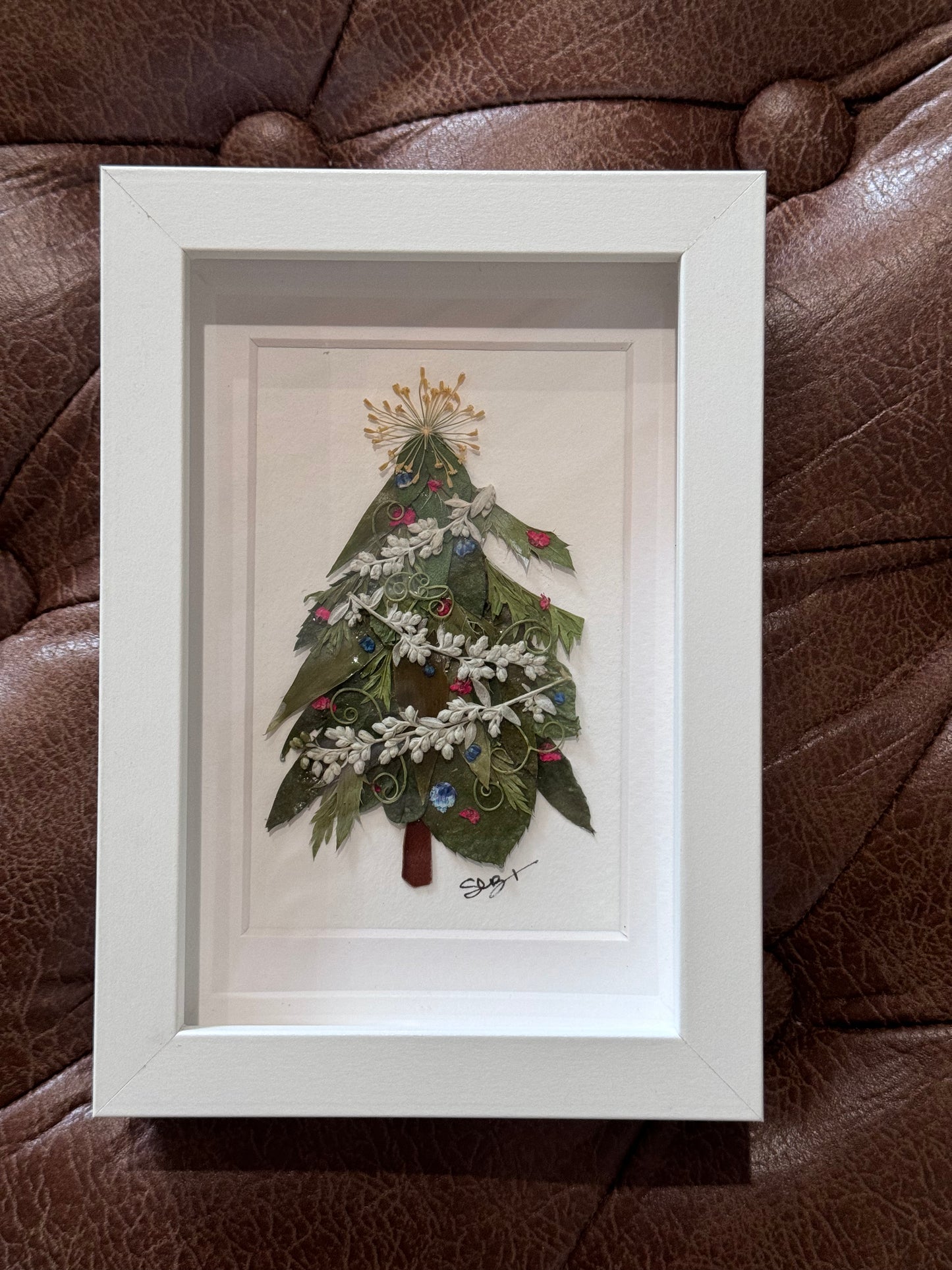 Floral Garden Art - Christmas Tree