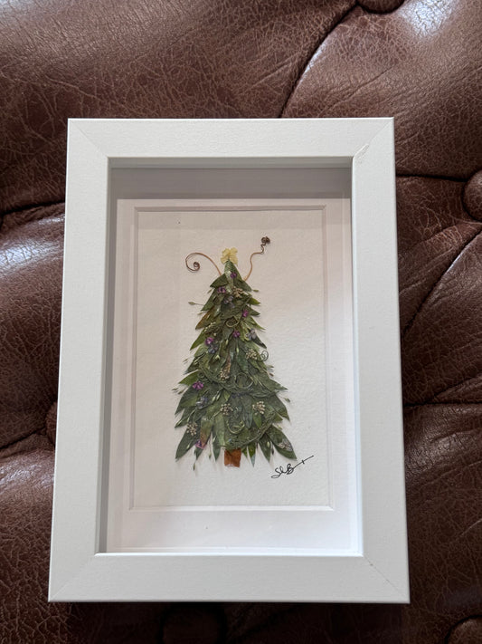 Floral Garden Art - Christmas Tree