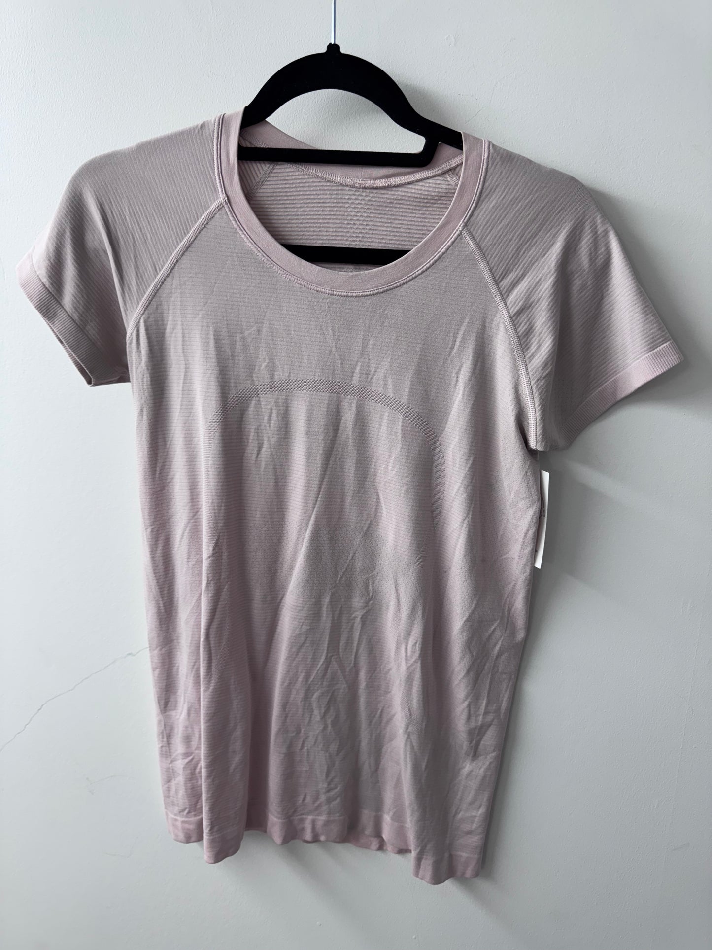 Lululemon Swiftly Tshirt - Size 8