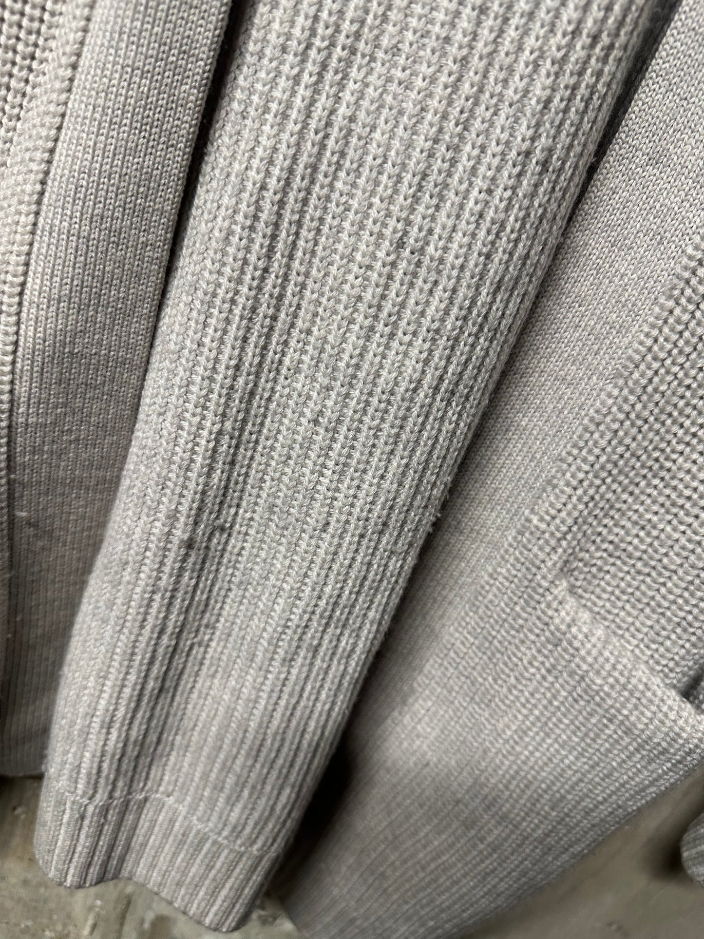 Aritzia Travel Cardigan Sz XXS