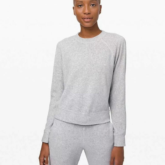 Lululemon Every Moment Crew - Size 4