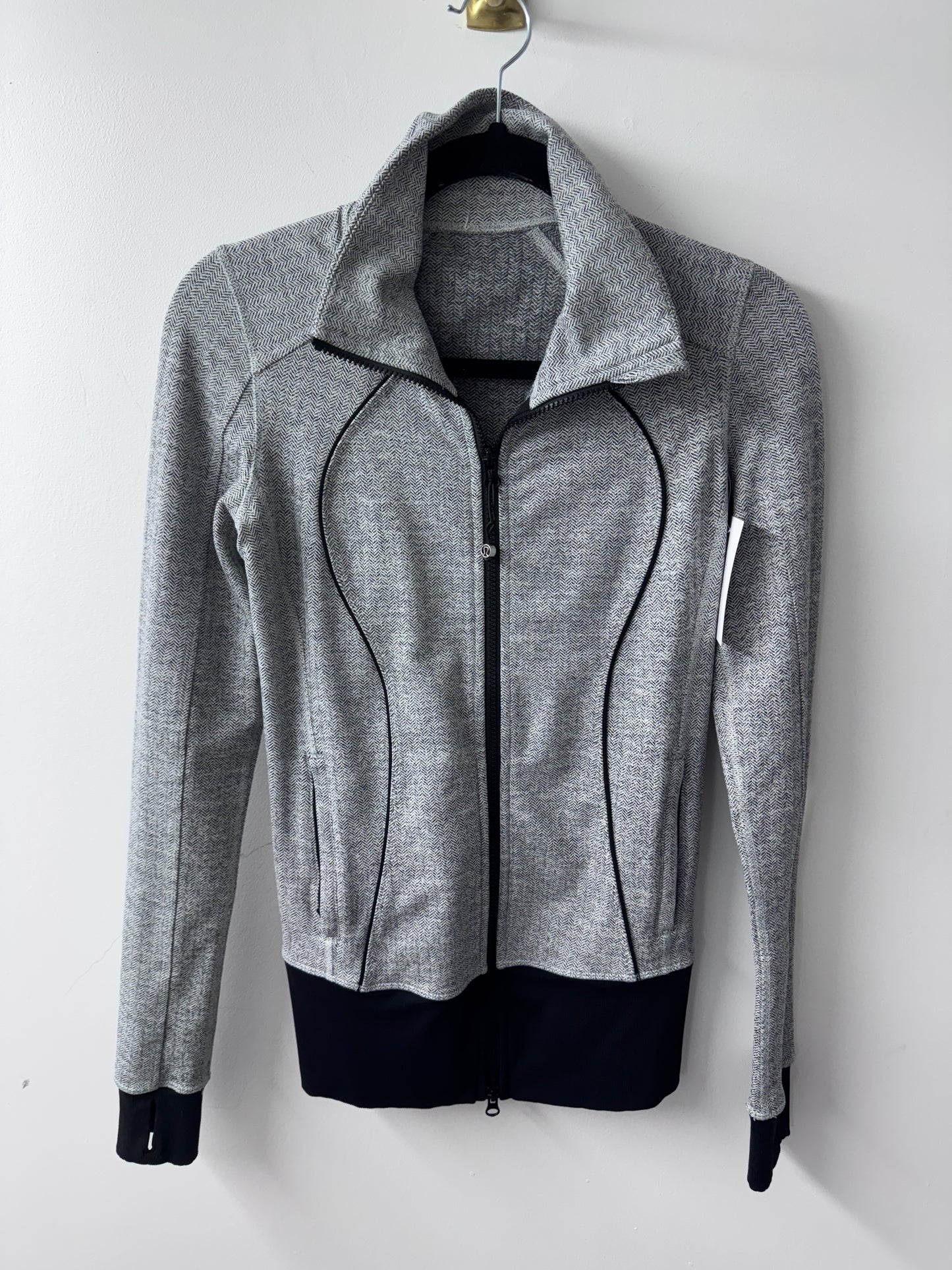 Lululemon Nice Asana Jacket Herringbone- Size 4