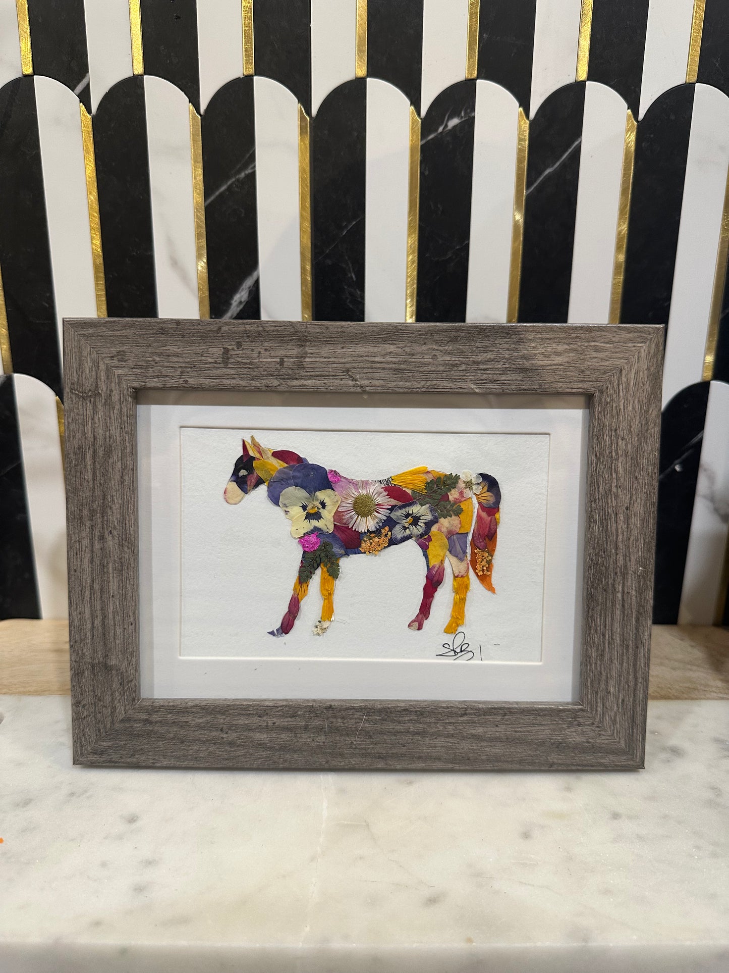 Floral Garden Art - 4x6 Horse