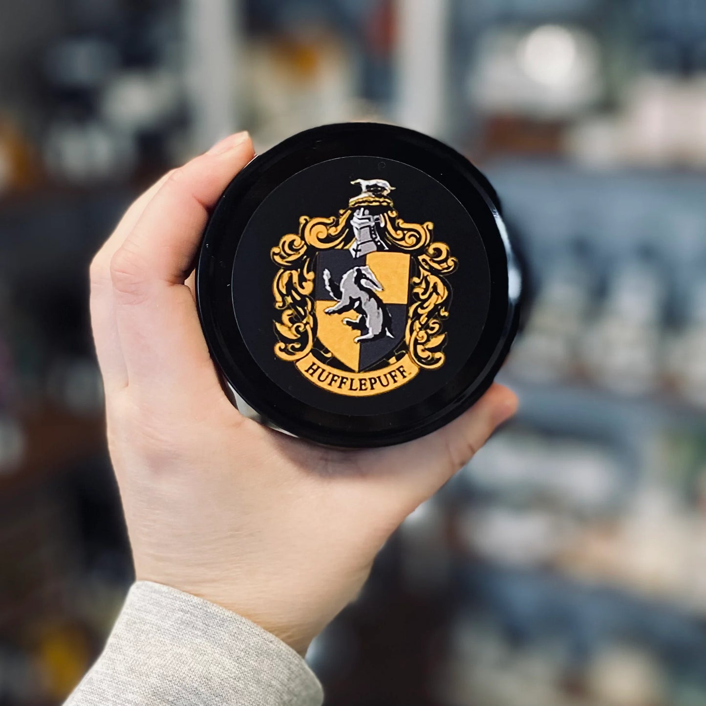 The Dusty Sparrow - Hufflepuff House Candle