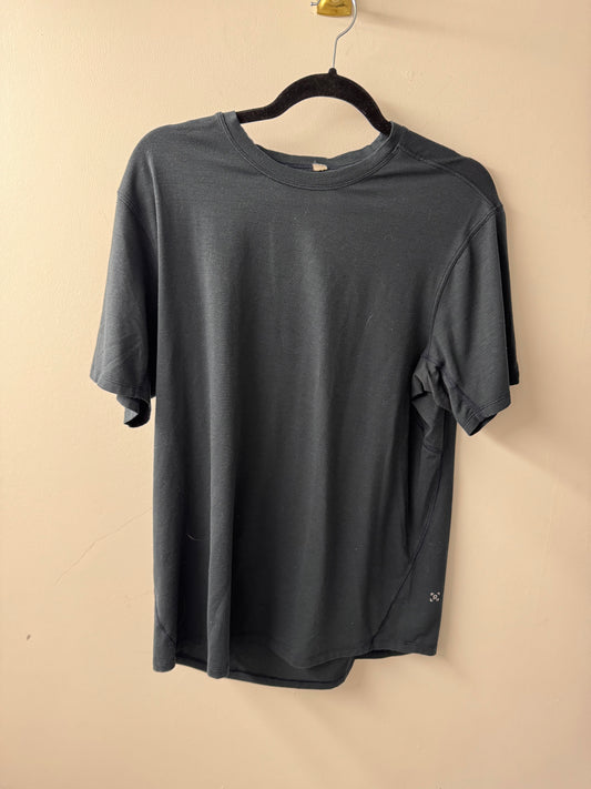Men’s Lululemon Tshirt - Size Large