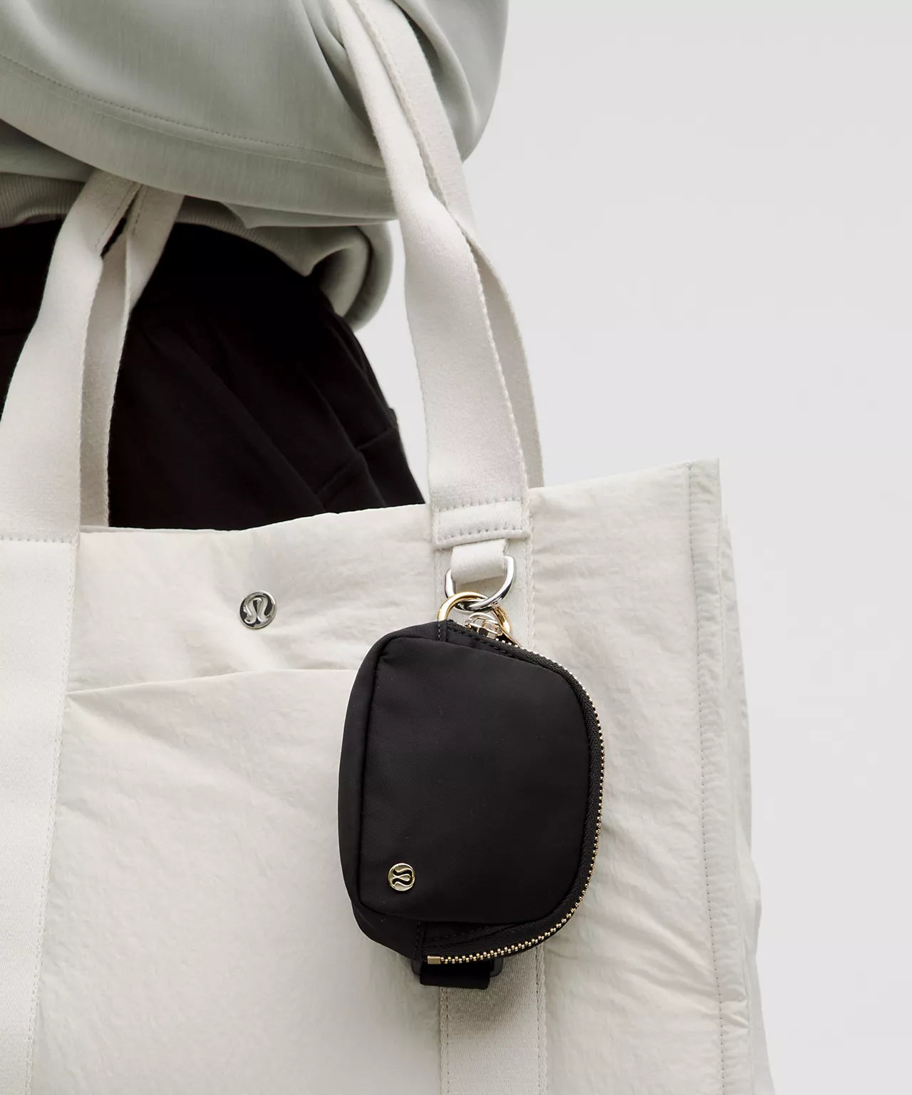 Lululemon Everywhere Belt Bag Nano NWT