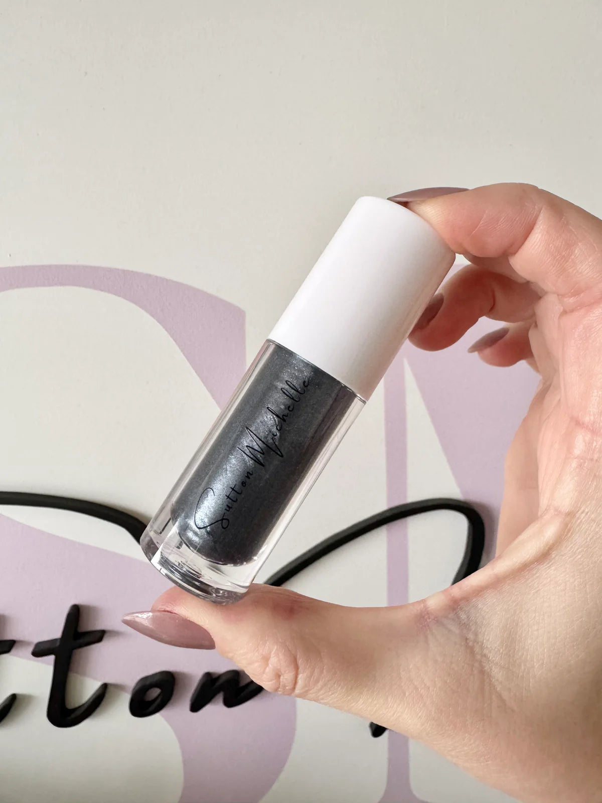 Sutton Michelle Adapt Color Change Lip Gloss