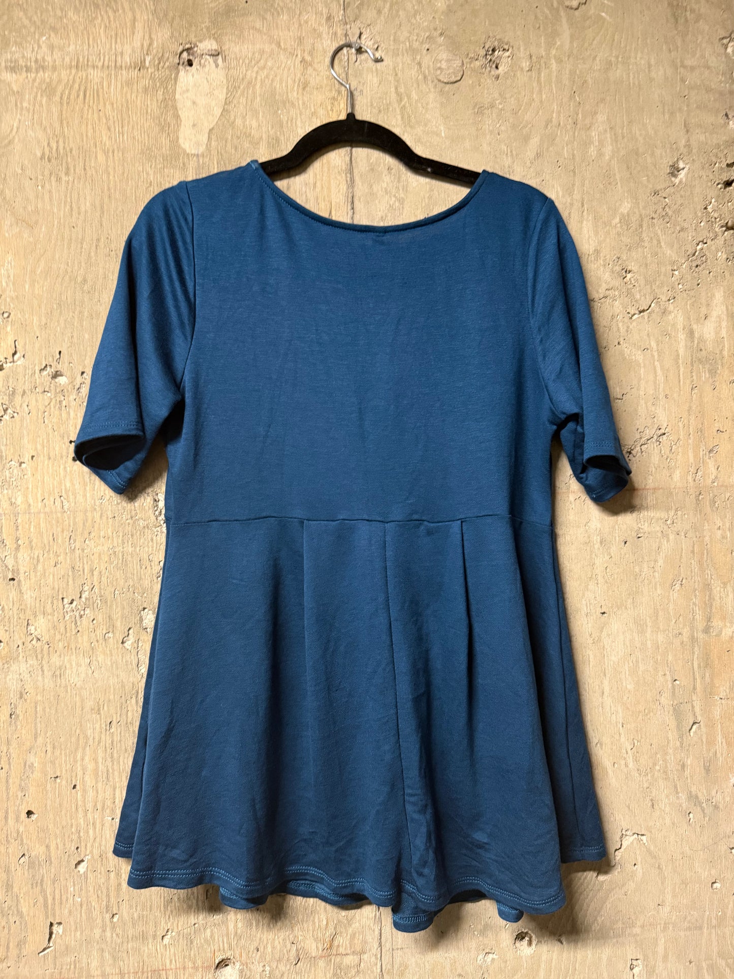 Hello Miz Maternity Tee sz L