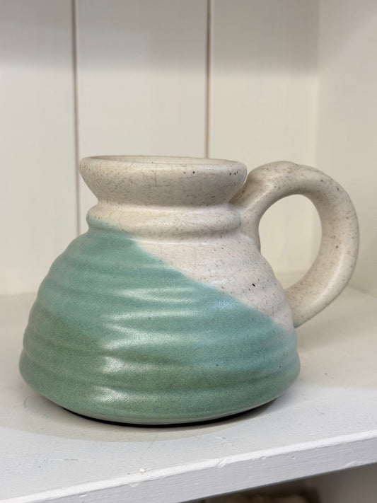 Tapered Pottery Mug green/ivory