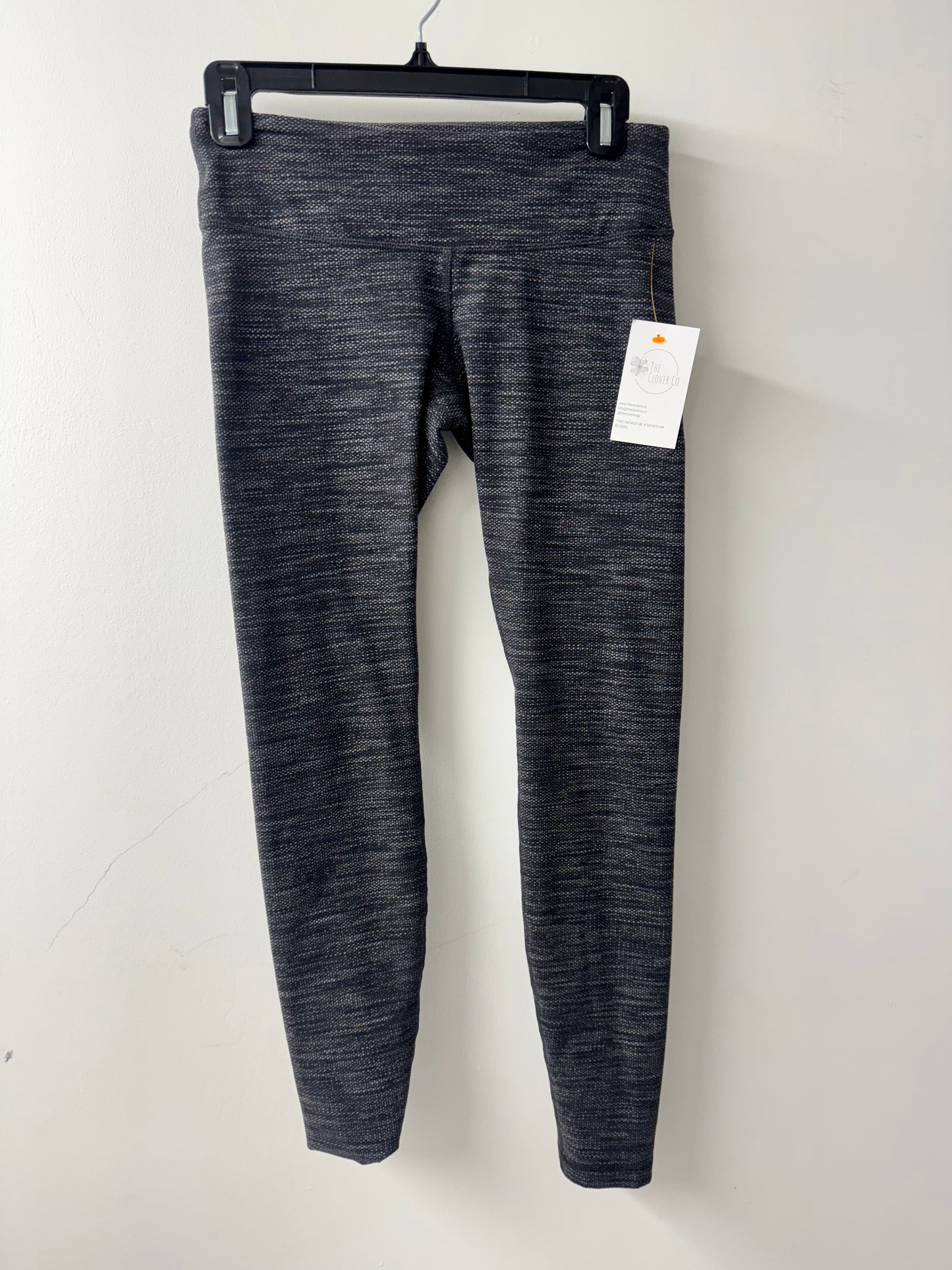 Lululemon Wunder Under - Size 6