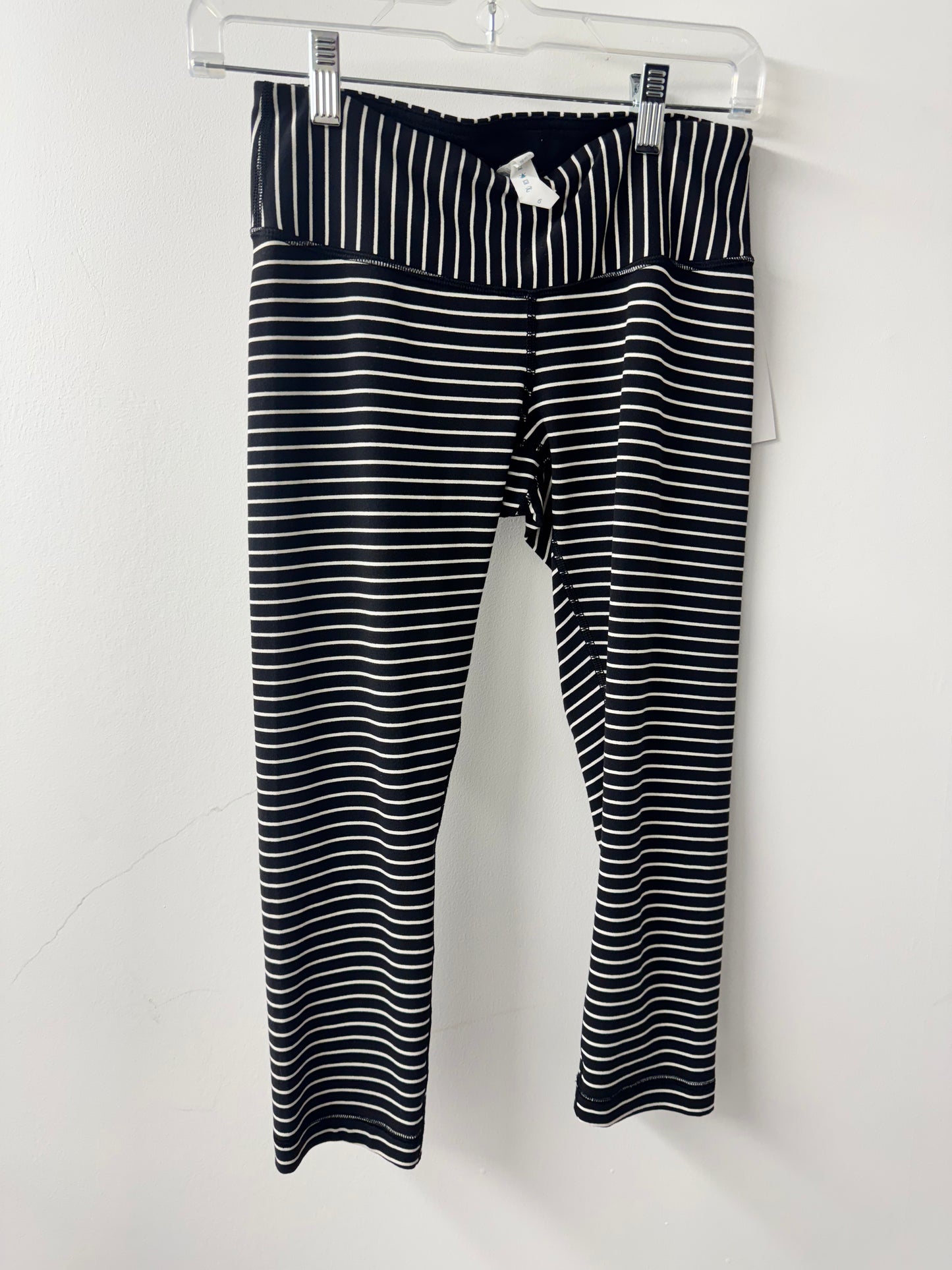 Lululemon Wunder Under Crop Stripe- Size 6