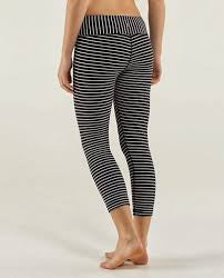 Lululemon Wunder Under Crop Stripe- Size 6