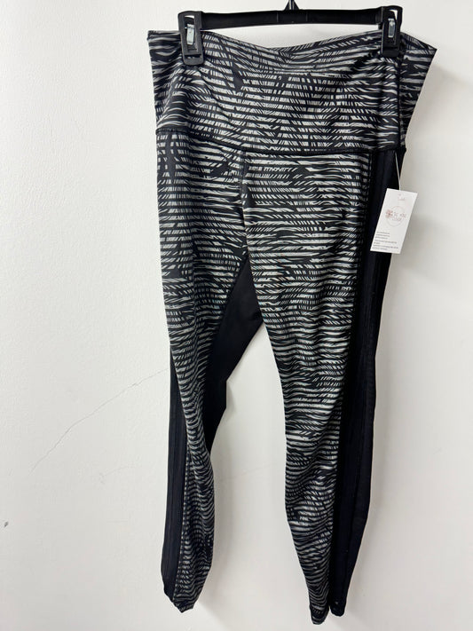 Lululemon Crop - Size 12