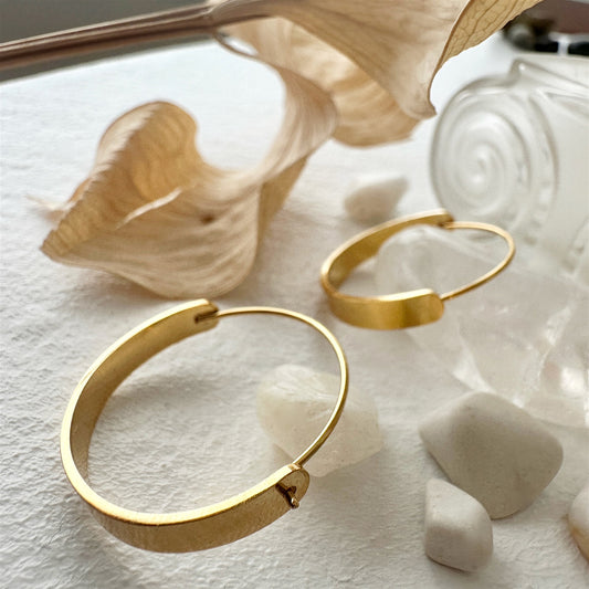 Contemporary Hoop Earring | Gold