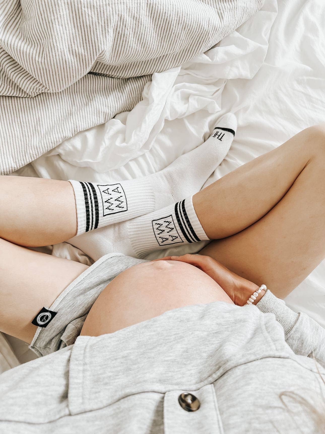 Ashco THE MAMA LABEL - Mama | Crew Socks: Navy