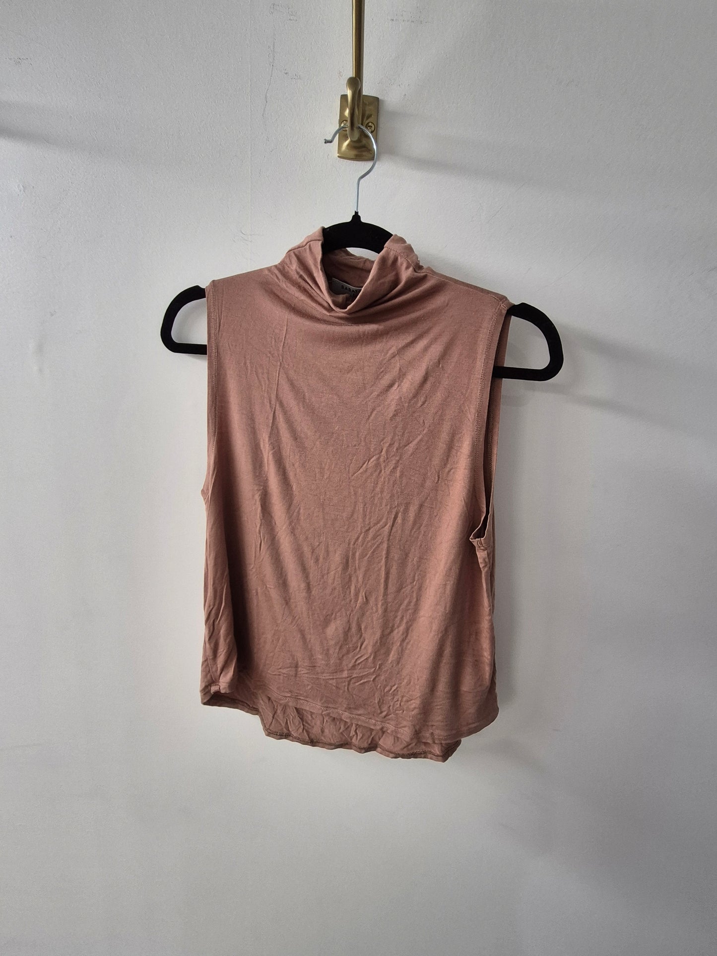 Aritzia Babaton Vince Tank Size Small
