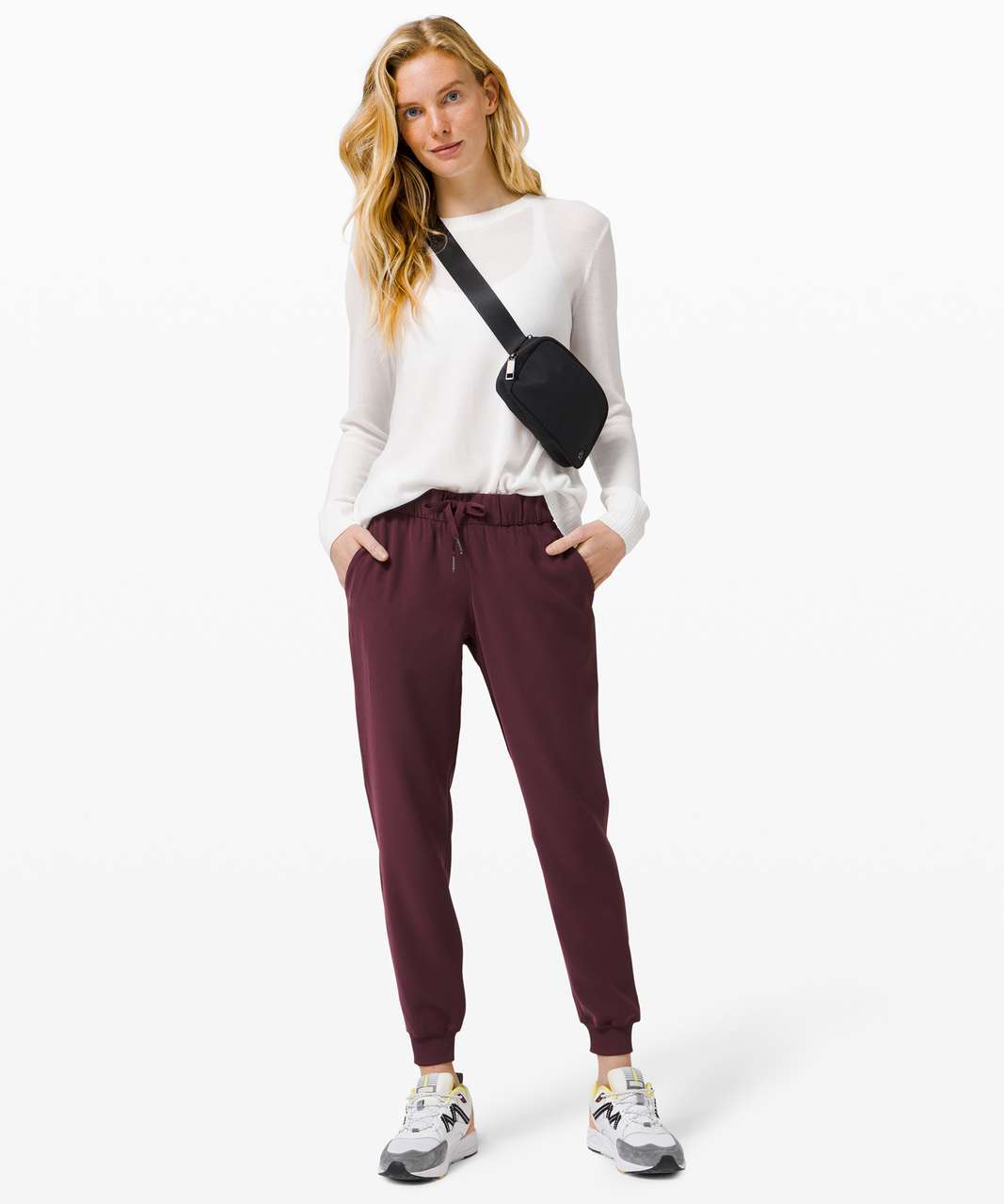 Lululemon On the Fly Jogger Size 6