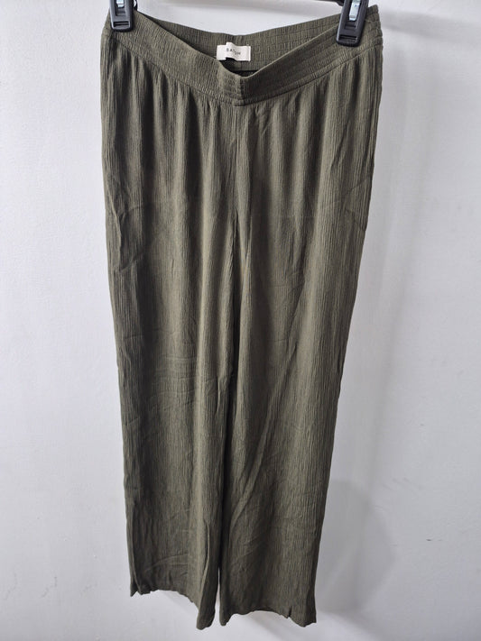 Aritzia Babaton Green Wide Leg Pants Size XS