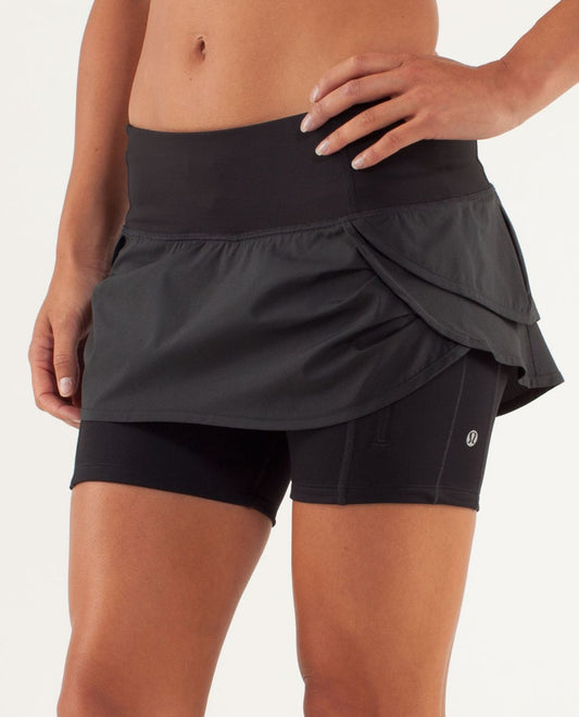 Lululemon Run Speed Squad Skirt Size 6
