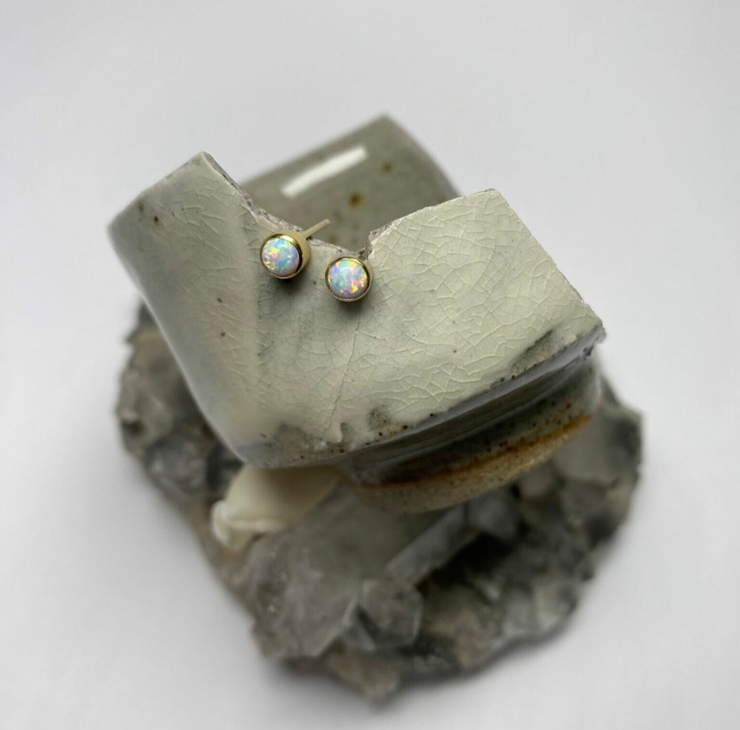 4mm Opal Stud - Gold Filled
