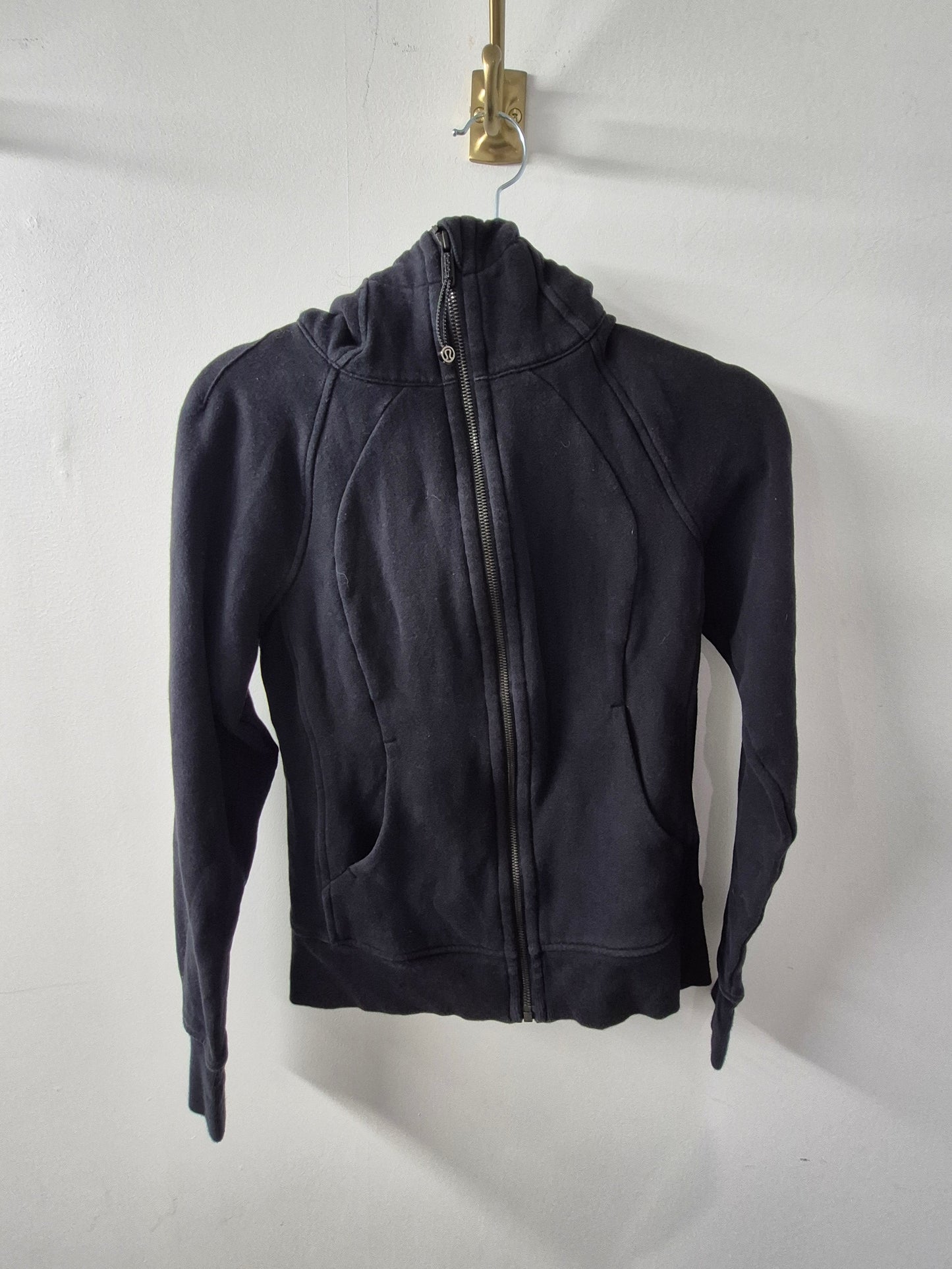 Lululemon Scuba Hoodie Size 4