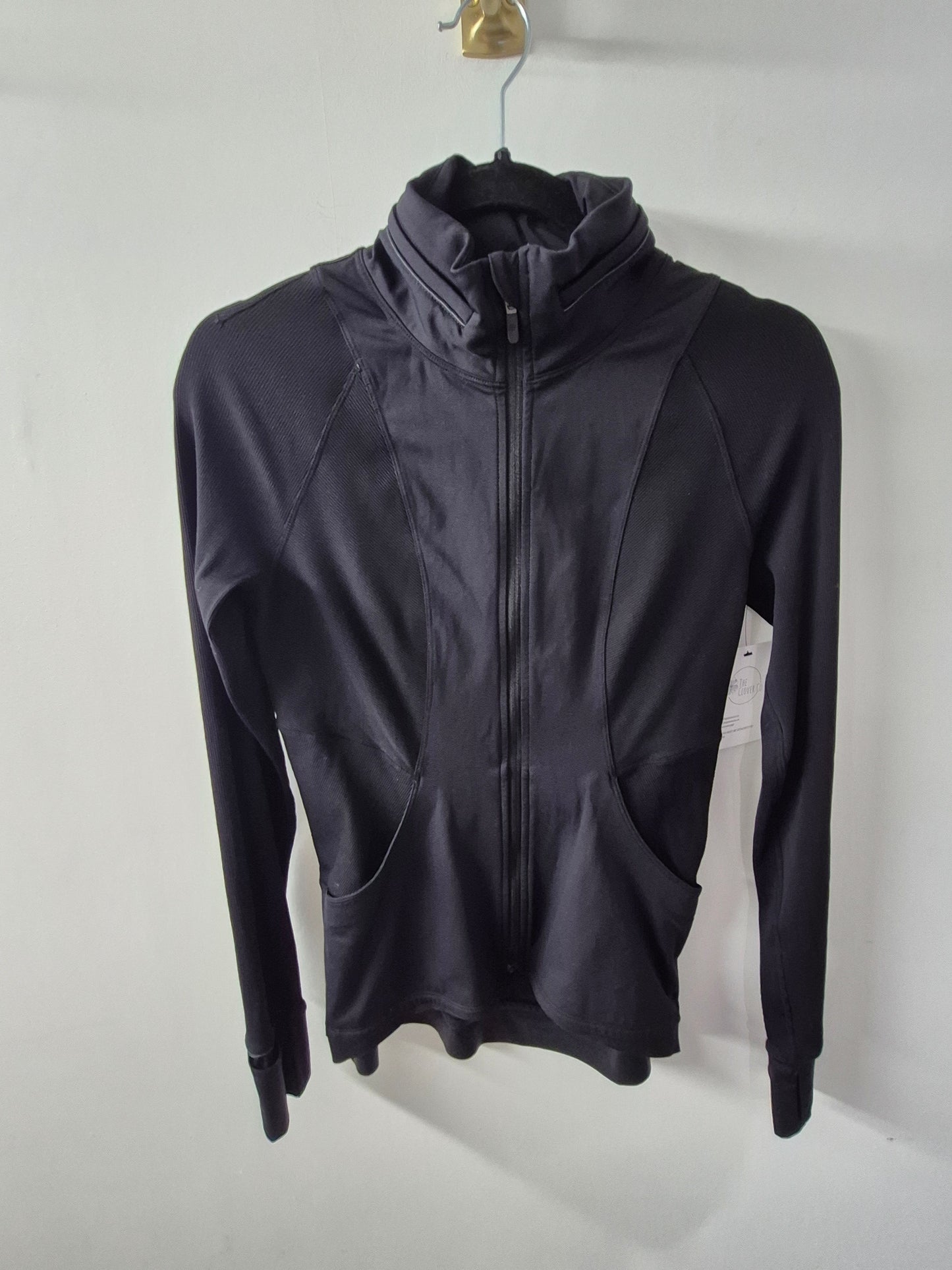 Lululemon Far and Free Jacket Size 6