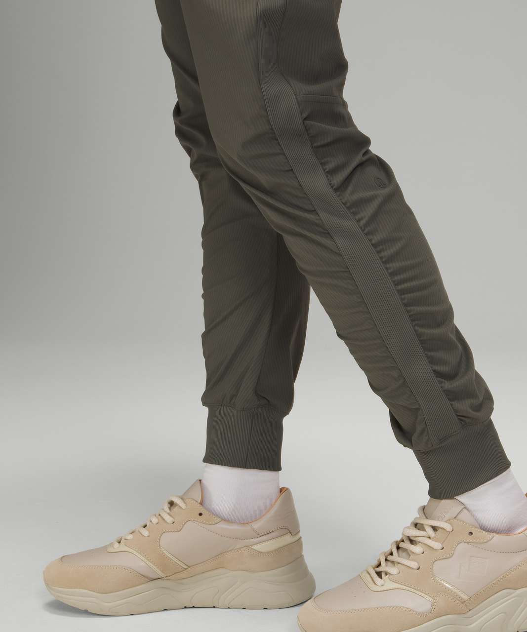 Lululemon Beyond the Studio Jogger Size 6